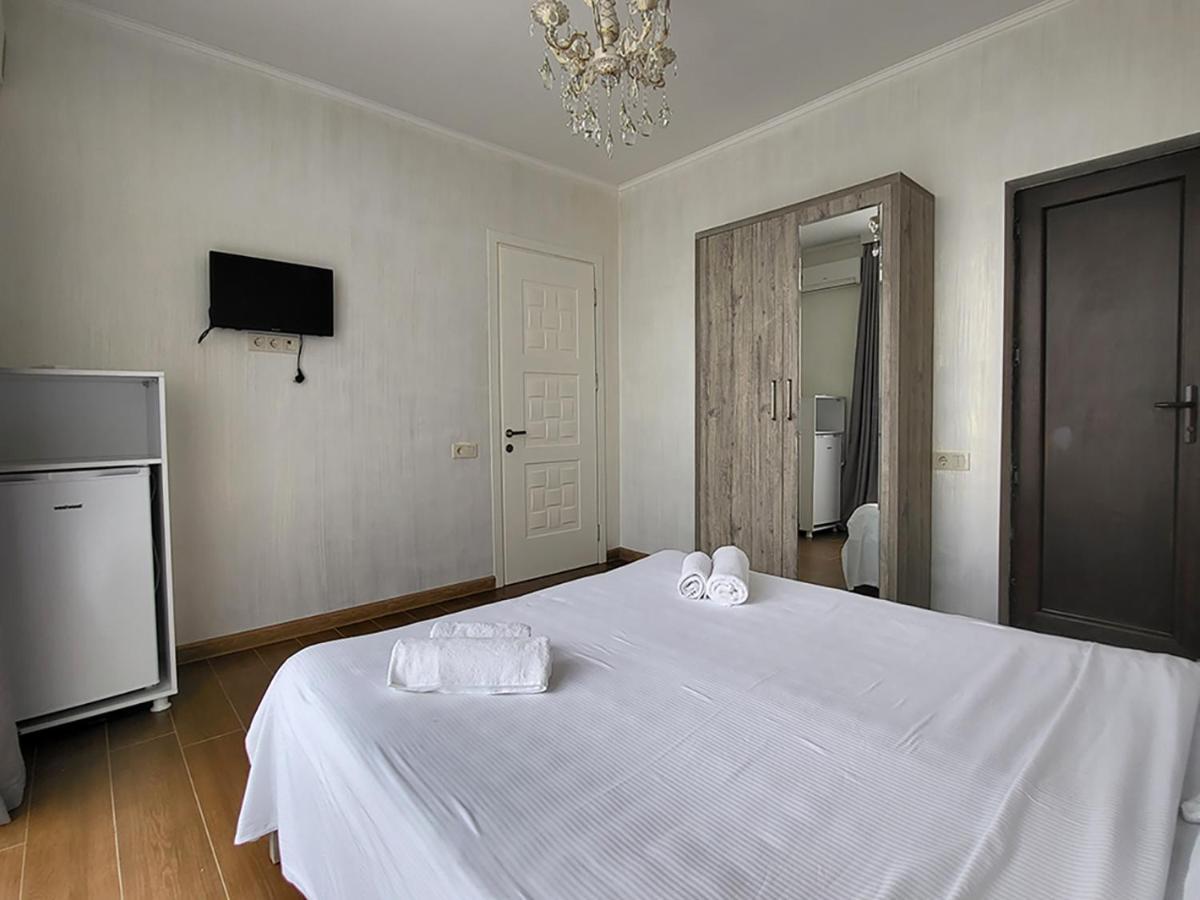 Mite Hotel Czakwi Zewnętrze zdjęcie