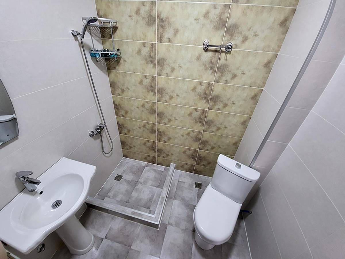 Mite Hotel Czakwi Zewnętrze zdjęcie